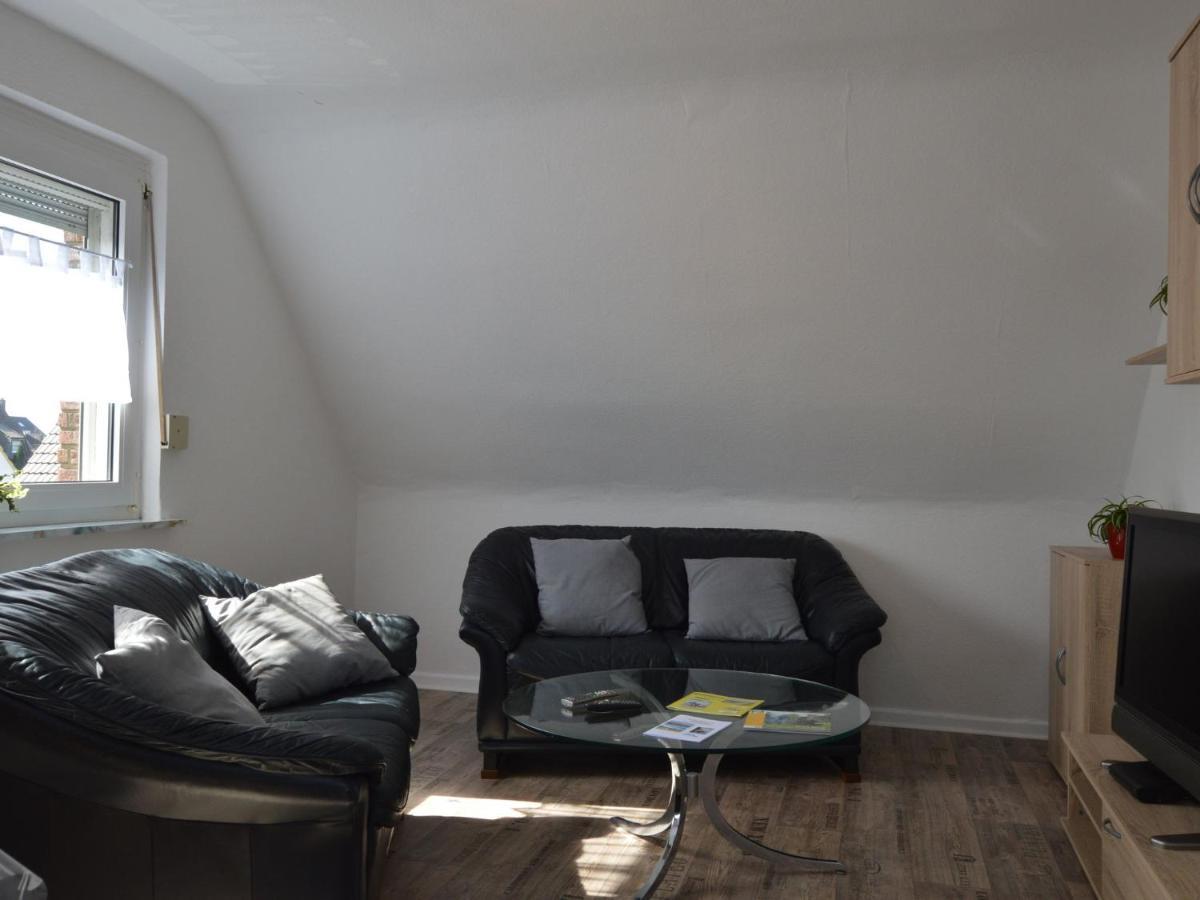 Cozy Apartment In Rees With Free Wifi Buitenkant foto